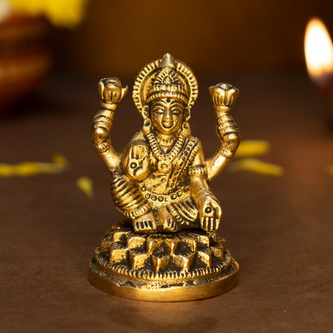 Ekhasa 100% Pure Brass Lakshmi Devi Idol (Size: 8.4 cm), Laxmi Idol for Pooja Room, Home Decor, Car Dashboard or Office Desk, Varalakshmi Pooja Idol, Goddess Lakshmi Idol for Diwali Pooja