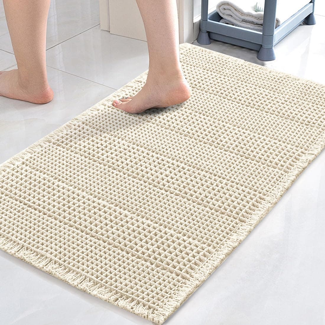 H.VERSAILTEX Upgraded Waffle Bath Mat Super Absorbent Non Slip Bath Rugs for Bathroom Floor Machine Washable Dry Fast Bathroom Rugs for Beside Tub, 20" x 32", Ivory