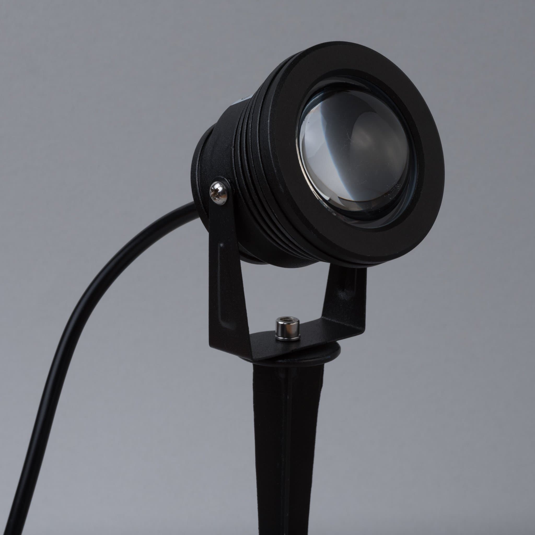 10w Cold White LED Outdoor Garden Light Ground Spike and Wall Mounting Bracket IP65 230v 240volt Mains Power