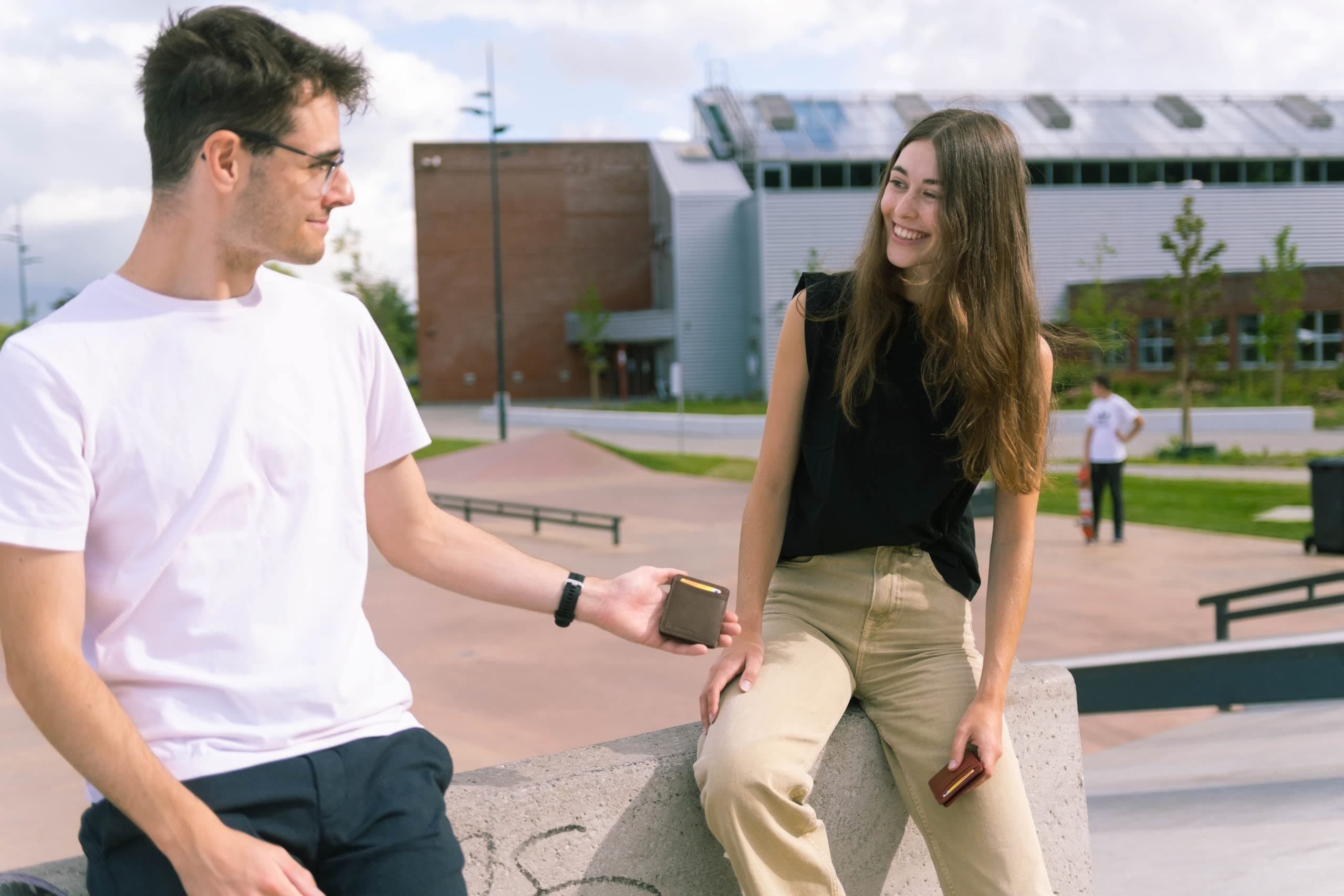 Hunterson Magic Wallet, Minimalist wallet for Men with RFID card holder, Leather wallet for 8 cards, 11 Azur White, One Size, Rfid Wallet