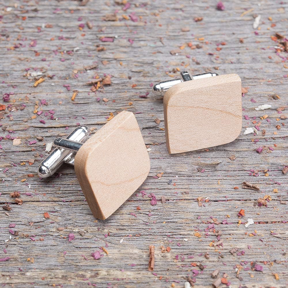 Wood cufflinks. Rounded Square real mapple cufflinks. Custom personalized initial monogram cufflinks. Engraved jewelry for men. Wedding groomsmen groom gifts