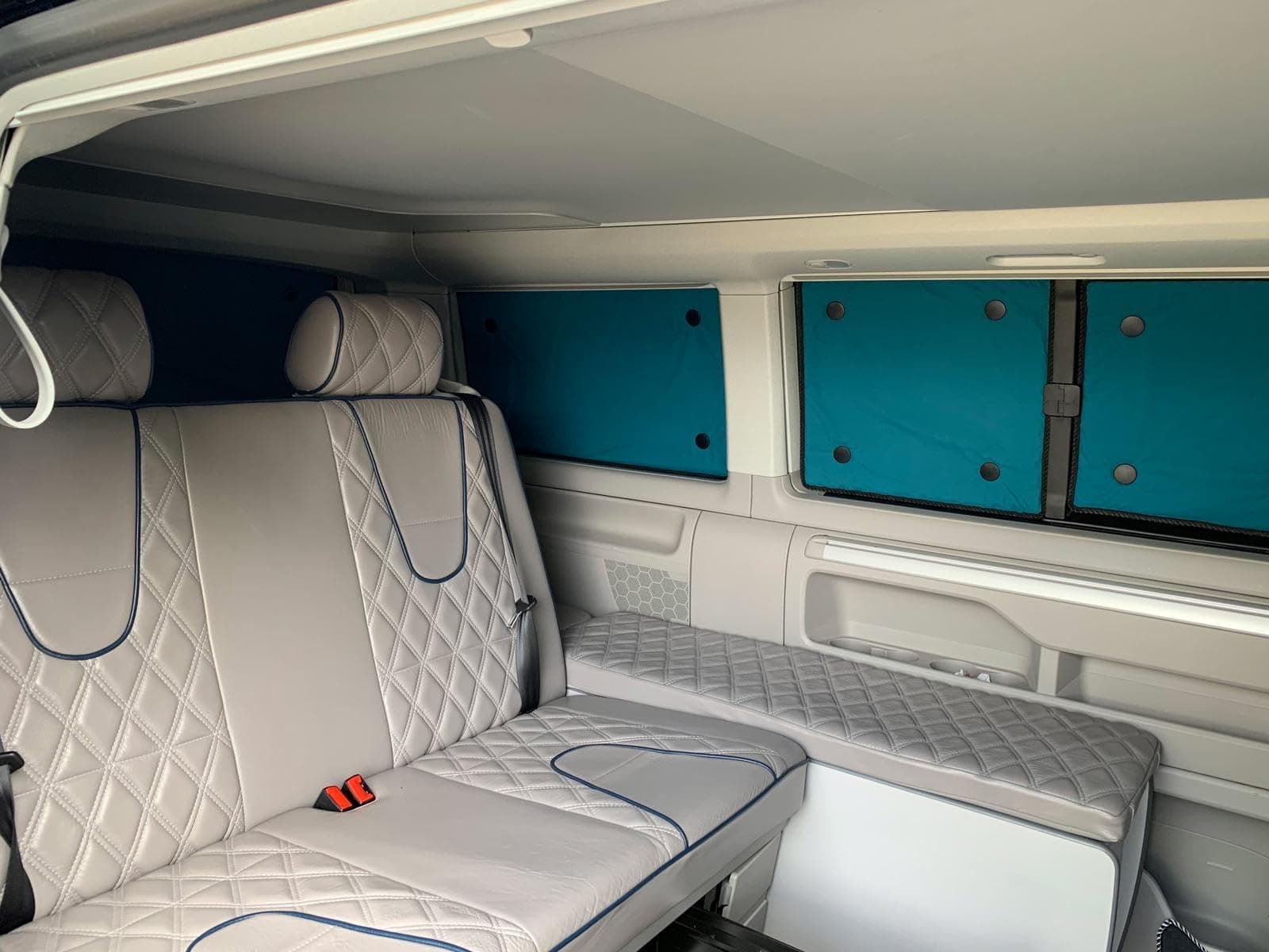 Covprotec Thermal Window Blinds Compatible With BMW X5 (G05) (2018-Present)(5 door) Rear Set With Backing Colour In Tango Orange