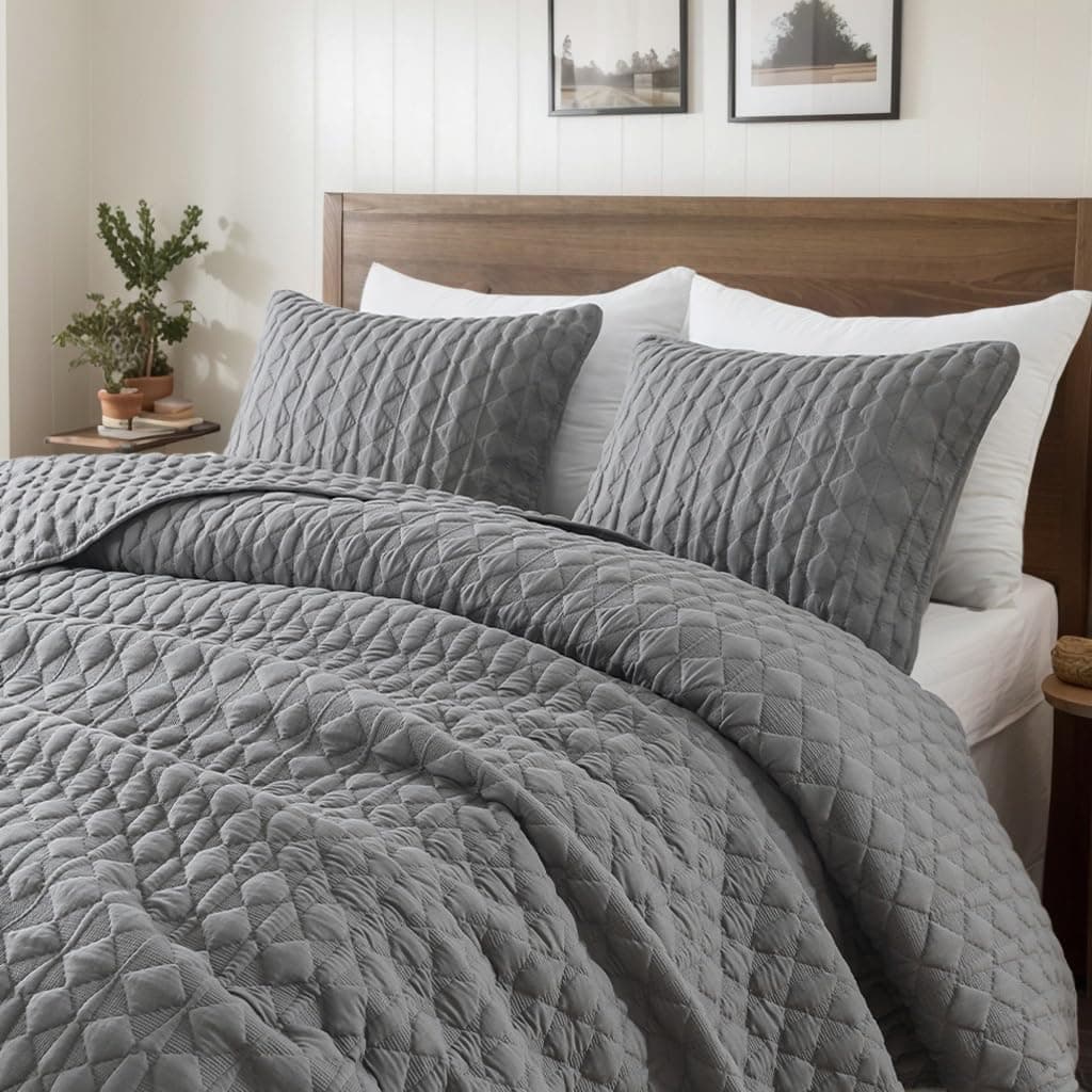 Dark Grey Quilt King Size Bedding Sets with Pillow Shams, Lightweight Soft Bedspread Coverlet, Quilted Blanket Thin Comforter Bed Cover, All Season Spring Summer, 3 Pieces, 104x90 inches