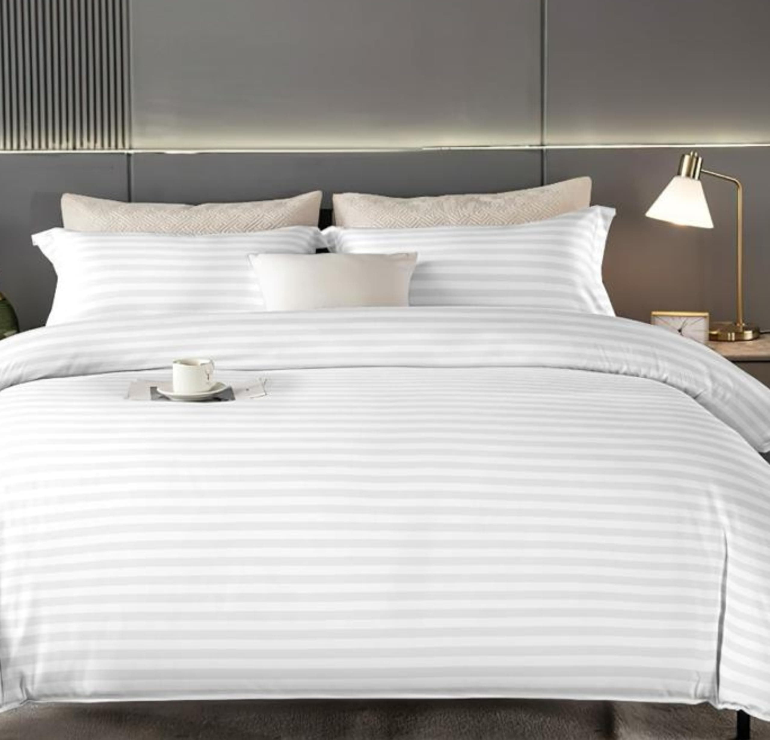 RUKH 6 Pieces Duvet Cover Set with Floral Pattern – King Size Bed Quilt Cover Set with 1 Bedsheet, 4 Pillow Cover, 1 Quilt Cover – Luxury Cotton Bedding Set (White, KING)