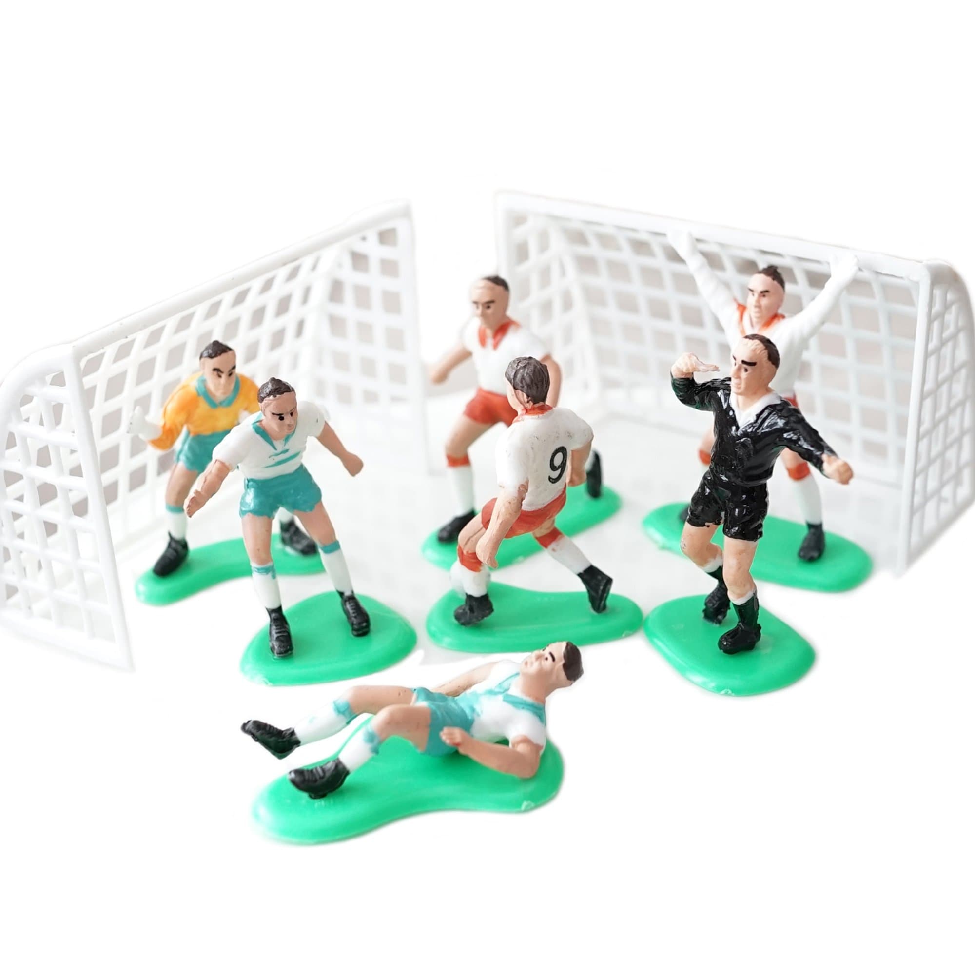 Soccer Team Cake Topper (Includes 7 Players + 2 Goal Nets)