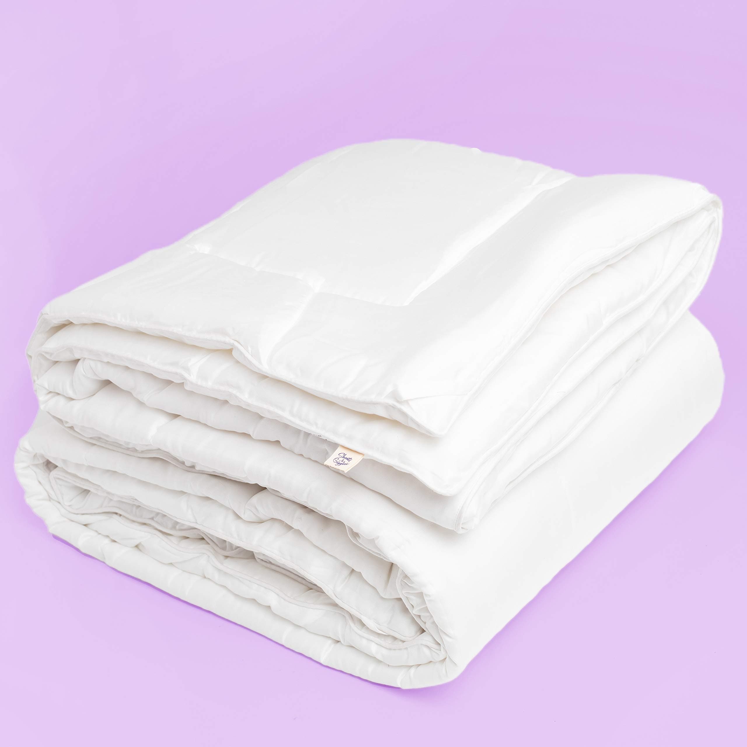 Sheets & GigglesEucalyptus Lyocell, Down Alternative Comforter All Season, Cool to The Touch, Responsibly Made, Allergen-Free – Queen White