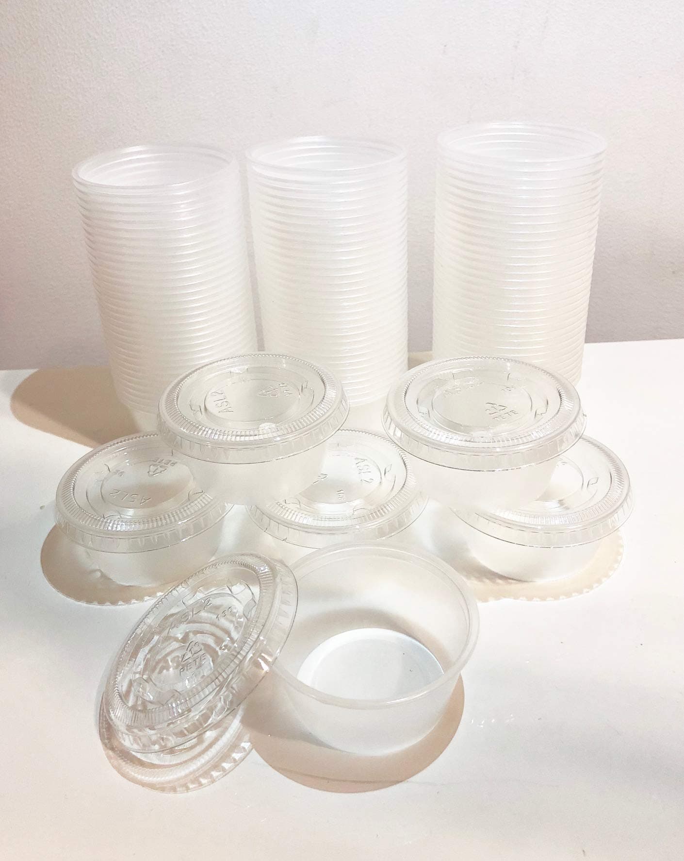 2 Oz Jello Cups with Lids Durable Plastic Clear 125 /Pkgs