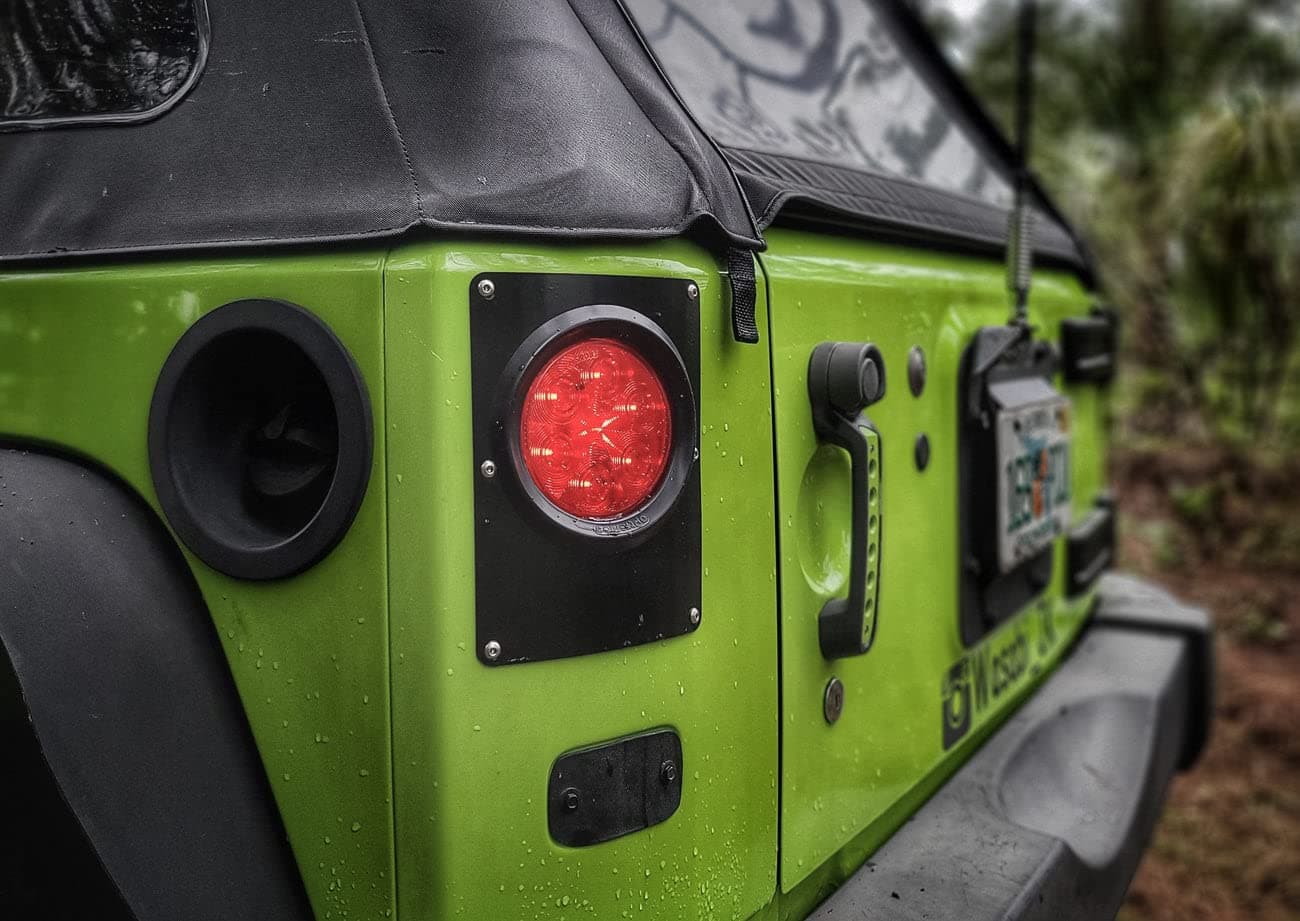 Motobilt Round Tail Light Conversion Kit for JK/JKU