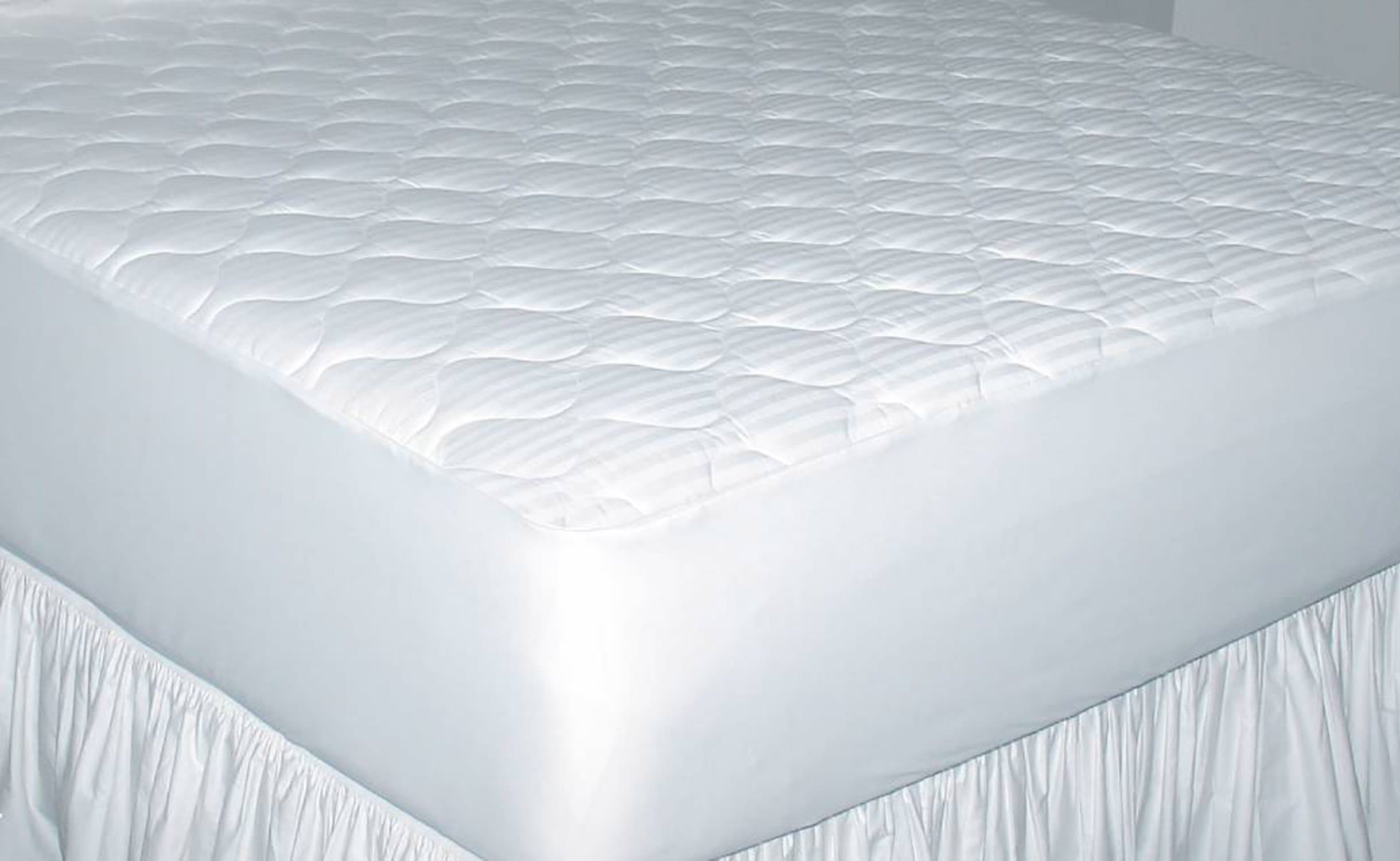 Deluxe 250-Thread-Count Cotton Damask Stripe Twin Mattress Pad, White