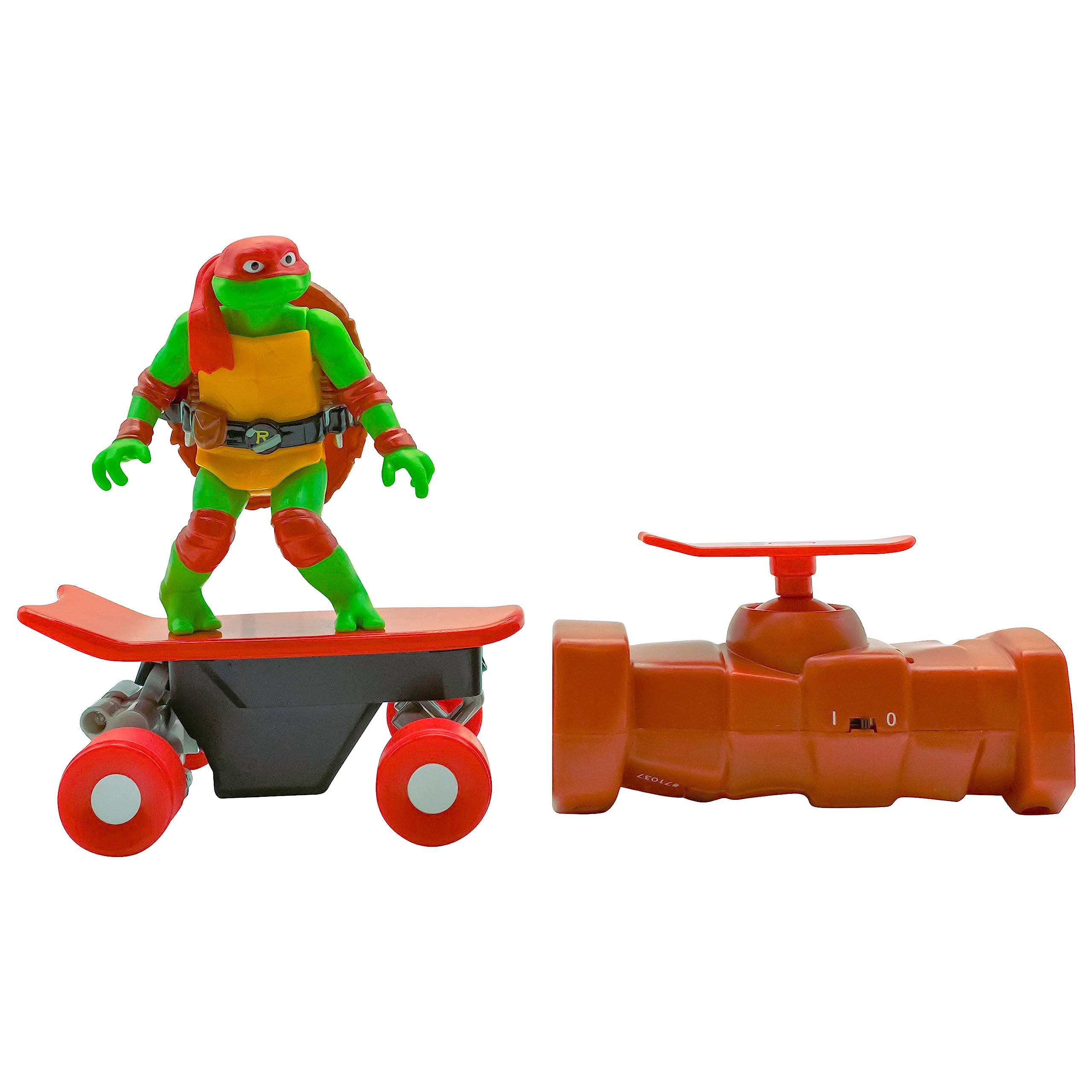 Toy, Raphael Half Pipe RC Skate Vehicle with Tricks, 2.4 GHz Remote Control TMNT Ninja Turtle Toy, Mutant Mayhem, Ages 5+
