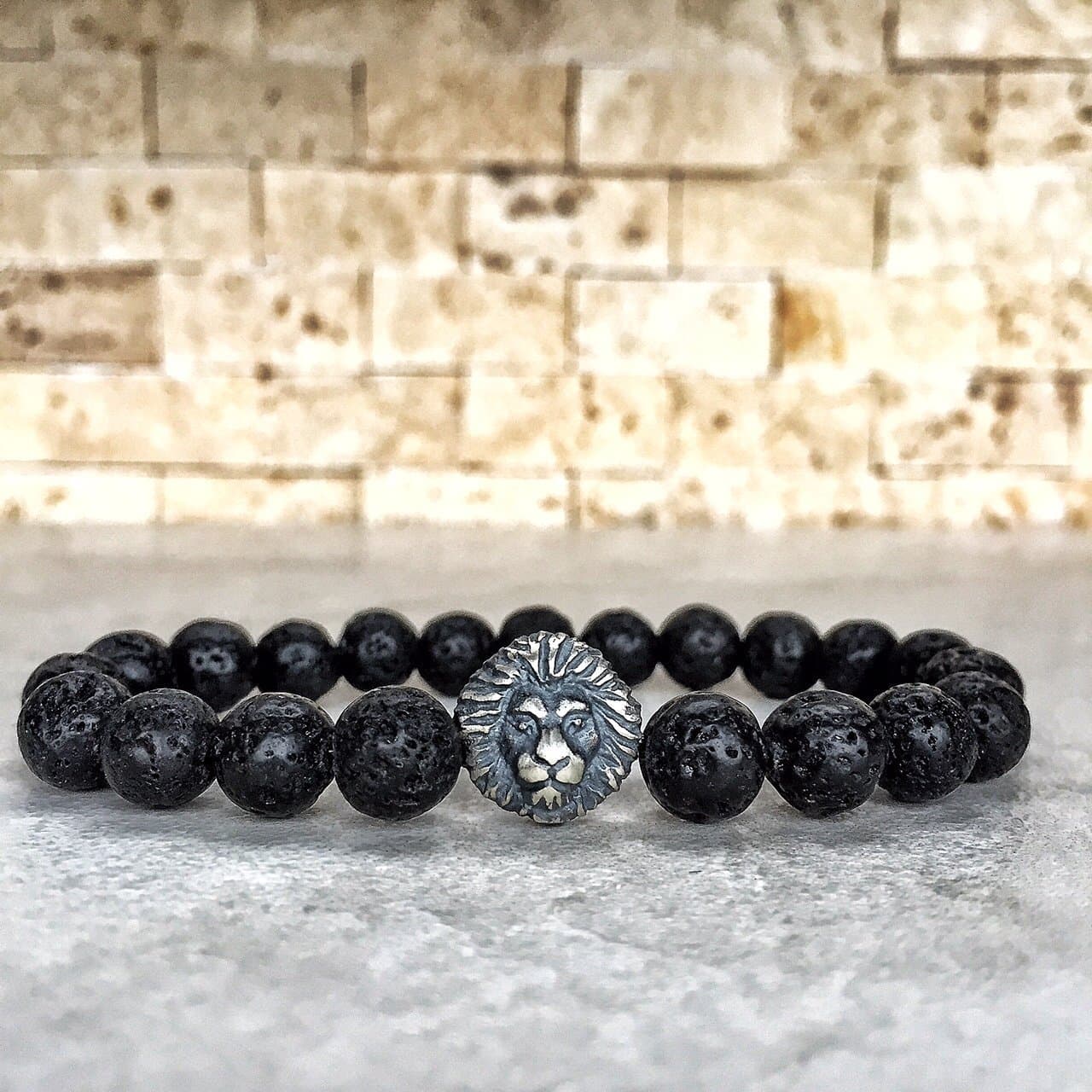 925 STERLING SILVER LION LAVA STONE STRETCH BRACELET