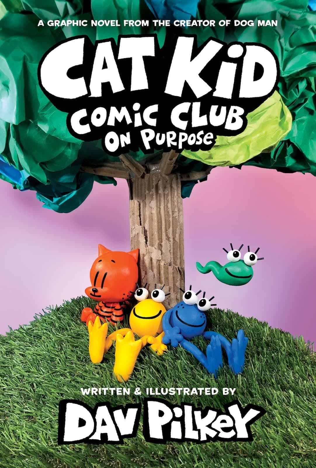 Cat Kid Comic Club: On Purpose: A Graphic Novel (Cat Kid Comic Club #3): From the Creator of Dog Man Hardcover – 12 April 2022