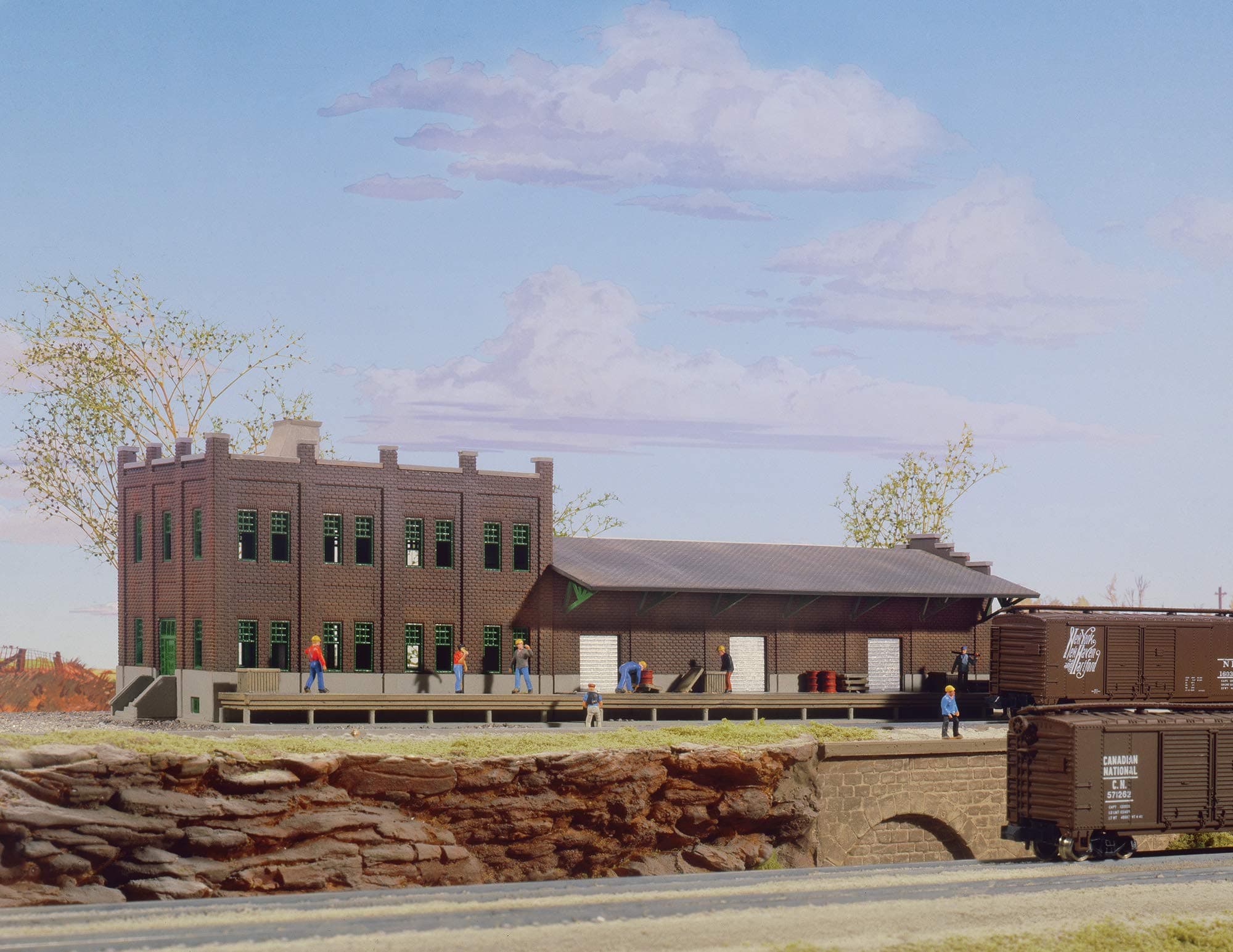 Cornerstone Walthers N Scale Model Water Street Freight Terminal Kit, 11 x 3-1/2" 27.5 x 8.7cm