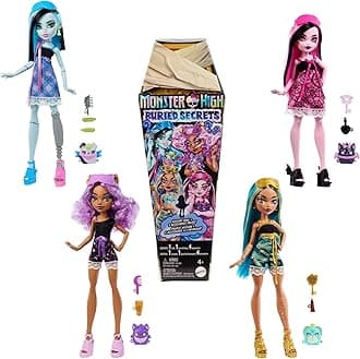 Monster High Buried Secrets Dolls and Accessories, Cozy Creepover Theme with Mystery Doll and 5 Unboxing Surprises (Characters May Vary)