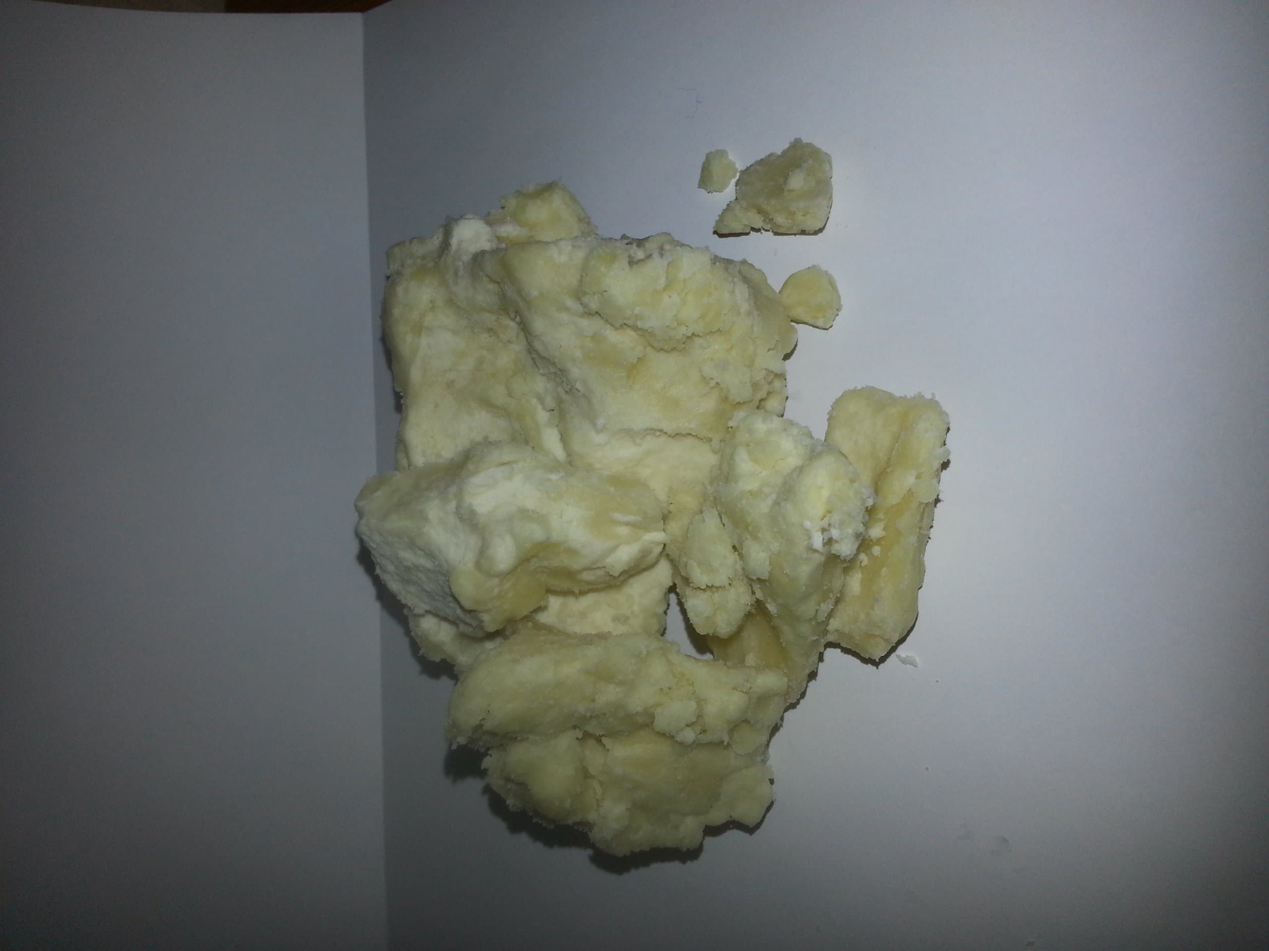 100% Pure Unrefined Raw Shea Butter - (32 Oz.) (Ivory) from the African Ghana Shea Tree.