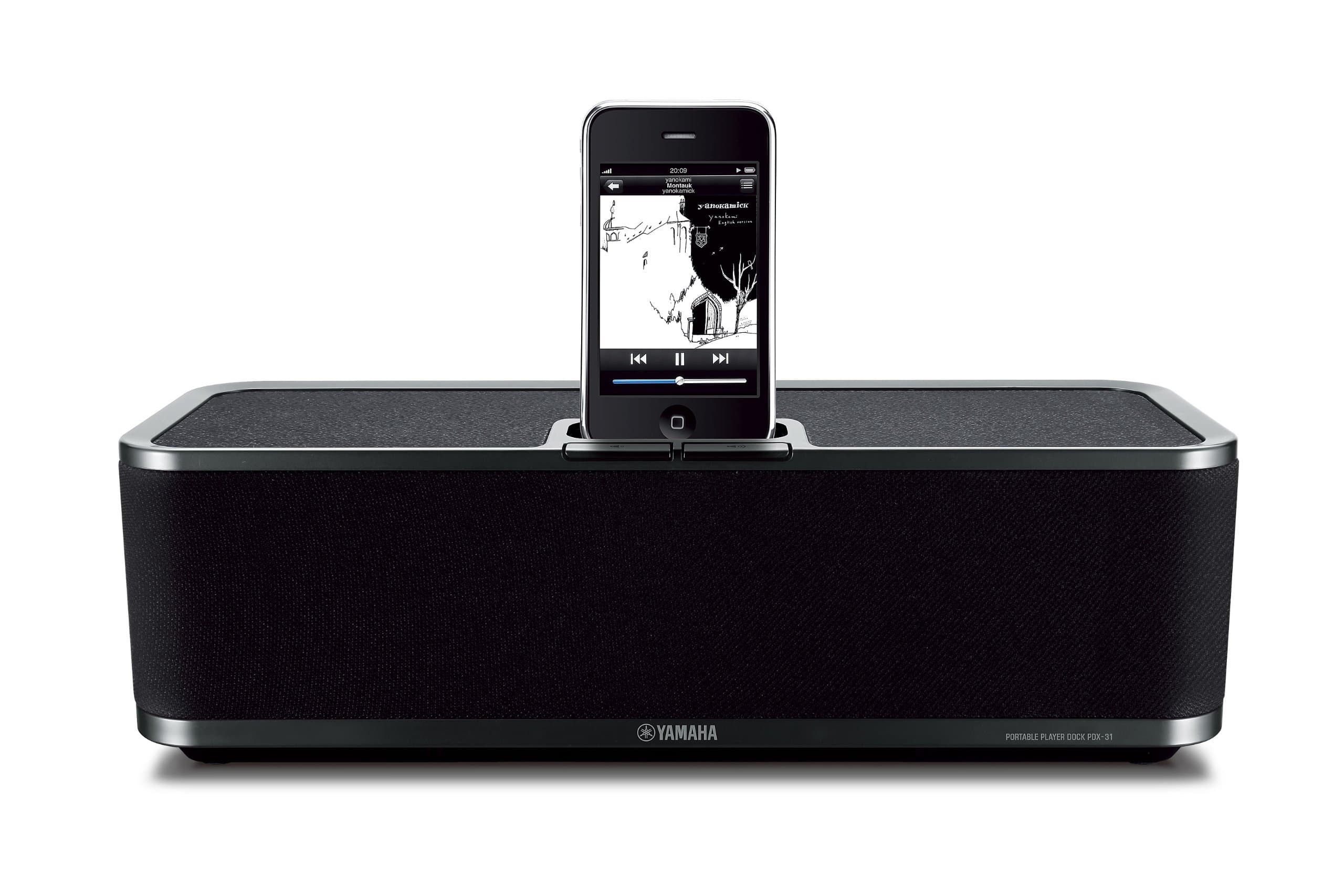 Yamaha PDX-31 Portable Player 30 Pin Dock for iPod/iPhone (Black)