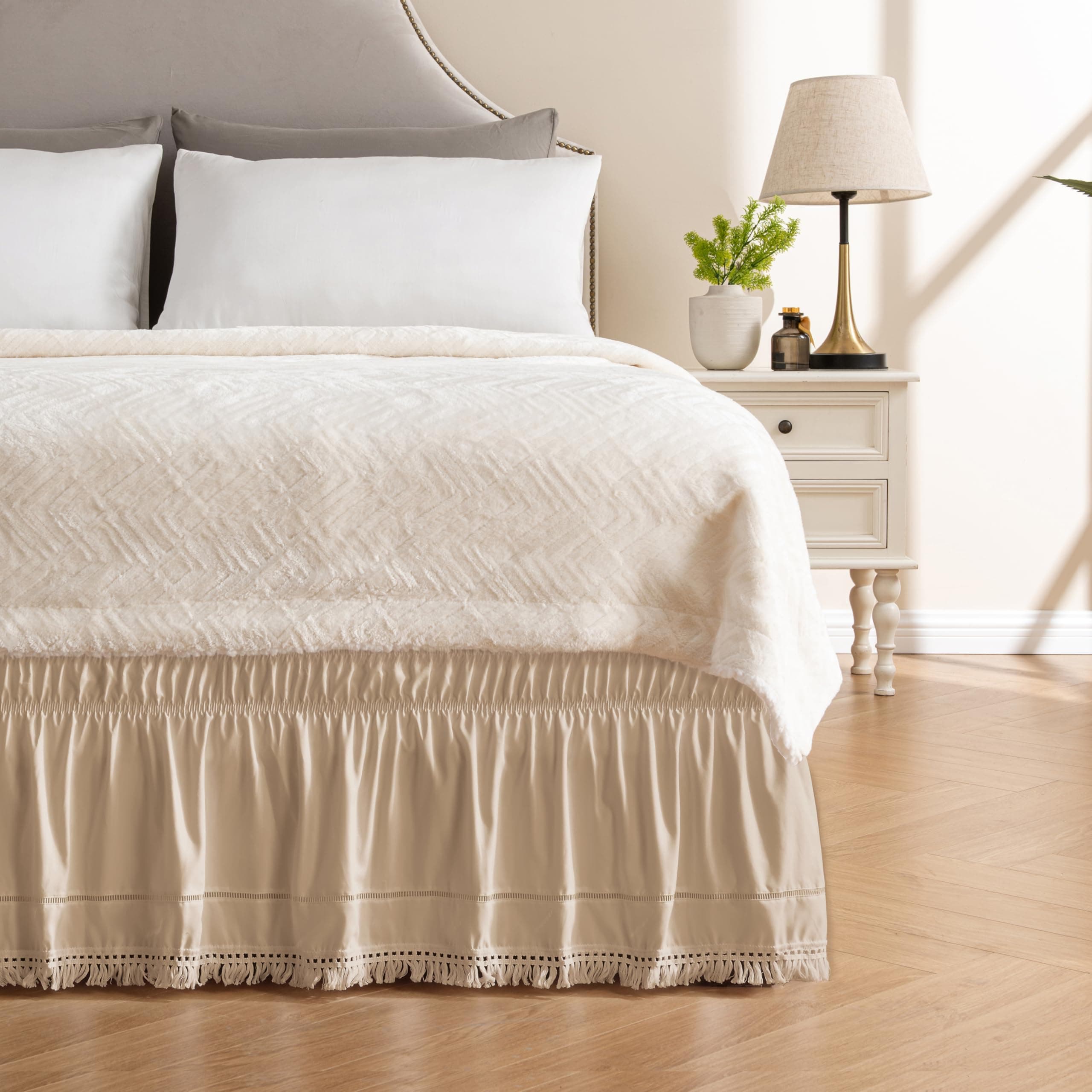 MIYE Wrap Around Ruffled Lace Bed Skirt, Elastic Dust Ruffle with Adjustable Belts, Easy to Put On, Bed Frame Cover, Machine Washable (Tassel Ruffle/Beige, King/Queen-18 Drop)