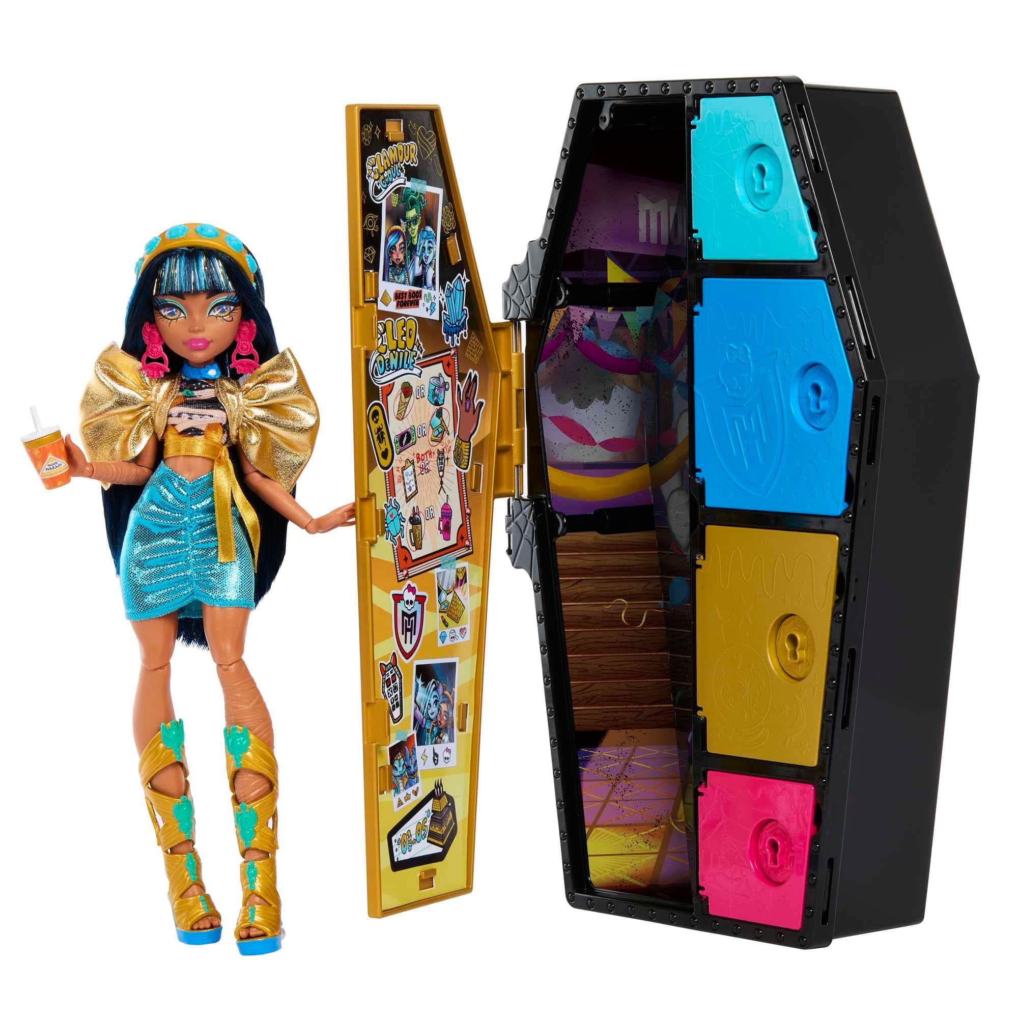 Monstrous Cleo De Nile Secrets Set with Doll, Dress up, Locker and More than 19 Accessories, Children's Toy, Ages 4 and Above, HKY63