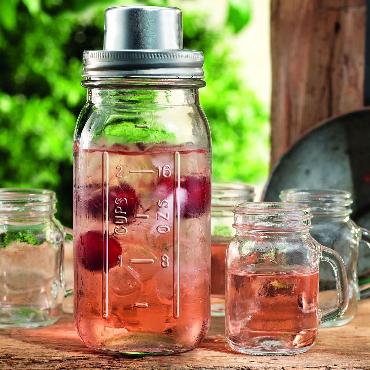 5-pc Cocktail Shaker Gift Set ~ Clear Glass 20-ounce Mason Cocktail Shaker Stainless Steel Lid & 4 Mason Jar Shot Glasses ~ Home Kitchen and Bar Set