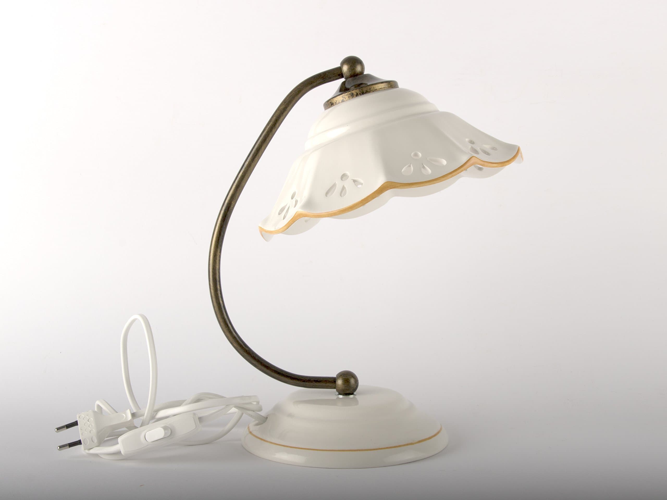 Armony creations, hand decorated pleated ceramic table lamp