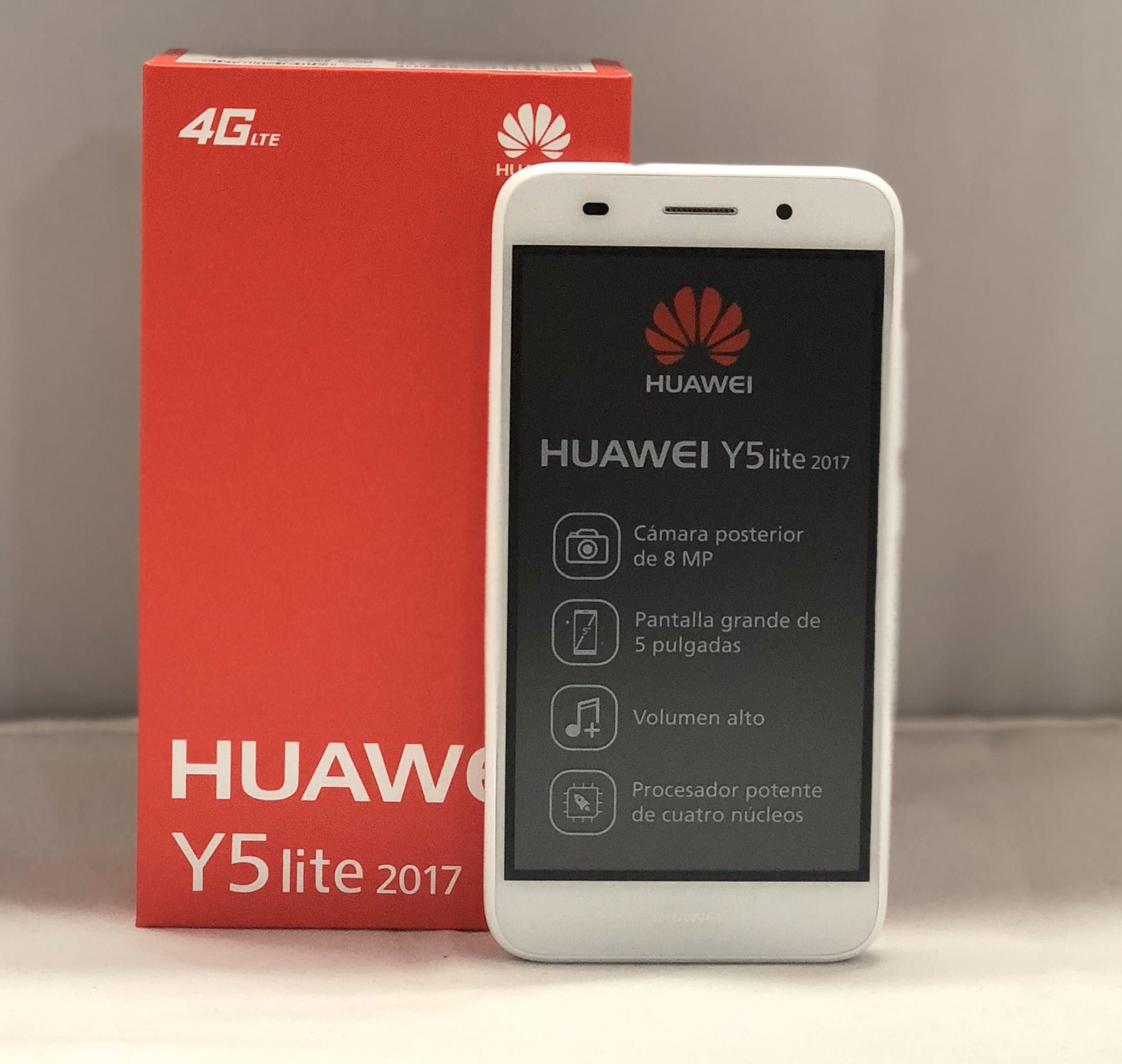 Huawei Y5 Lite (2017) Dual-SIM 8GB ROM + 1GB RAM (Only GSM | No CDMA) Factory Unlocked 4G/LTE Smartphone (White) - International Version