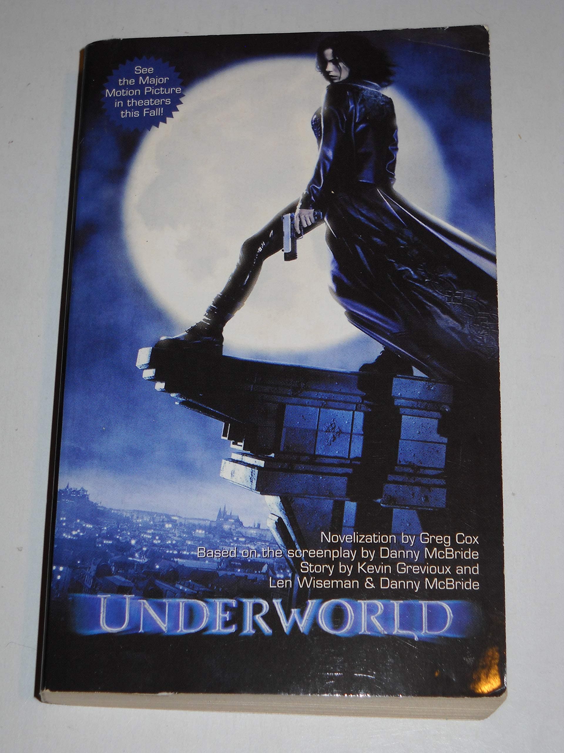 Underworld: Book 1 Mass Market Paperback – August 26, 2003