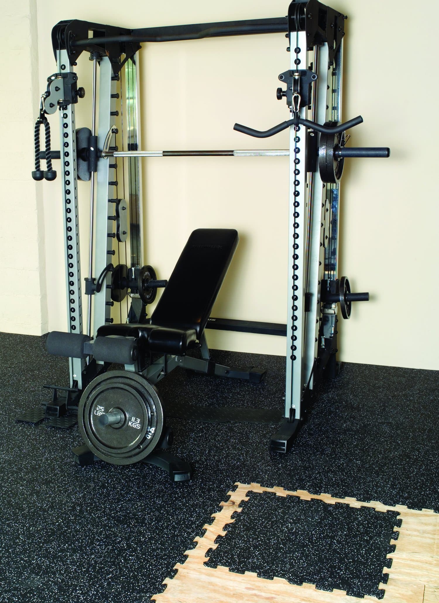 8mm Rubber Flooring Tile 9 Pack 23inx23In. Field tile Black