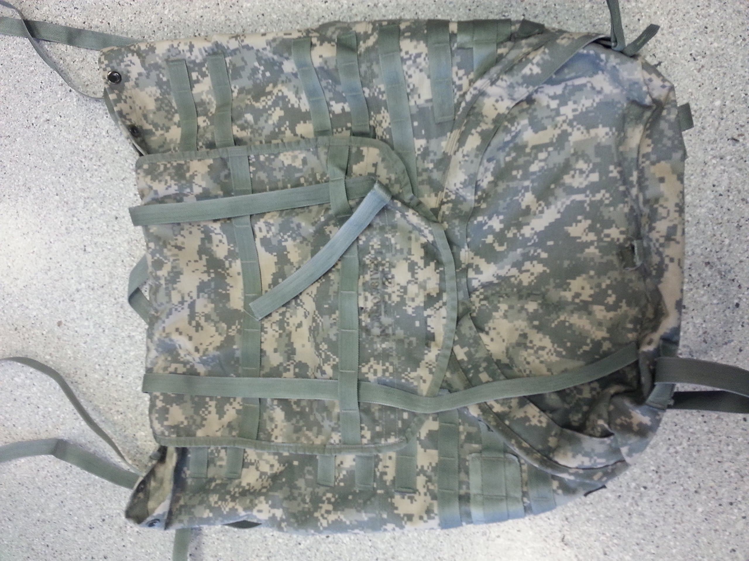 US Army Style ACU MOLLE II Ruck Sack -GRb