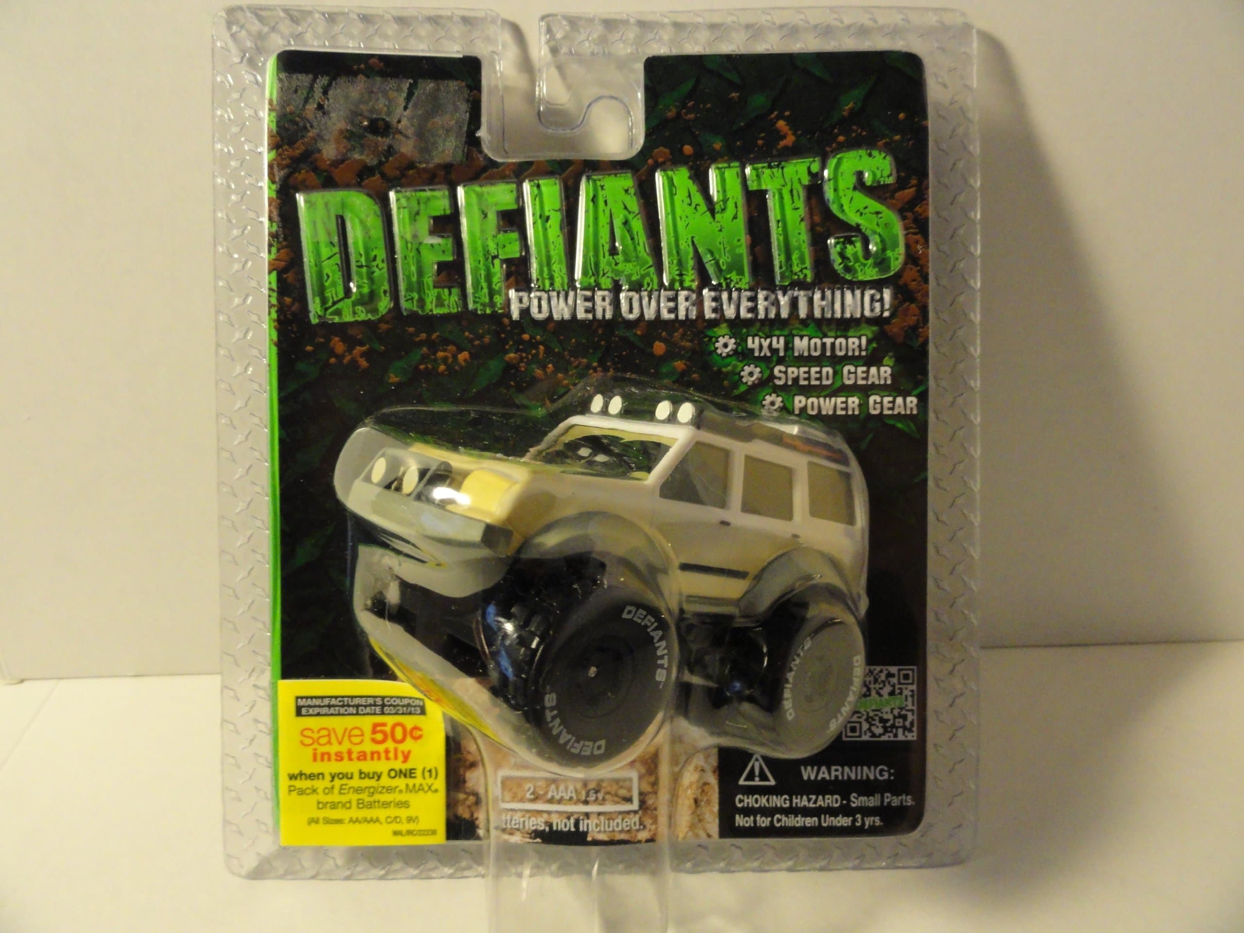 Defiants Vehicle (One of 6 Assorted Styles: Red Twitch, Blue Trouble Marker, Yellow Cricket, Mango Richtor, Tow it All or Rusty iK8Rat) Style Varies