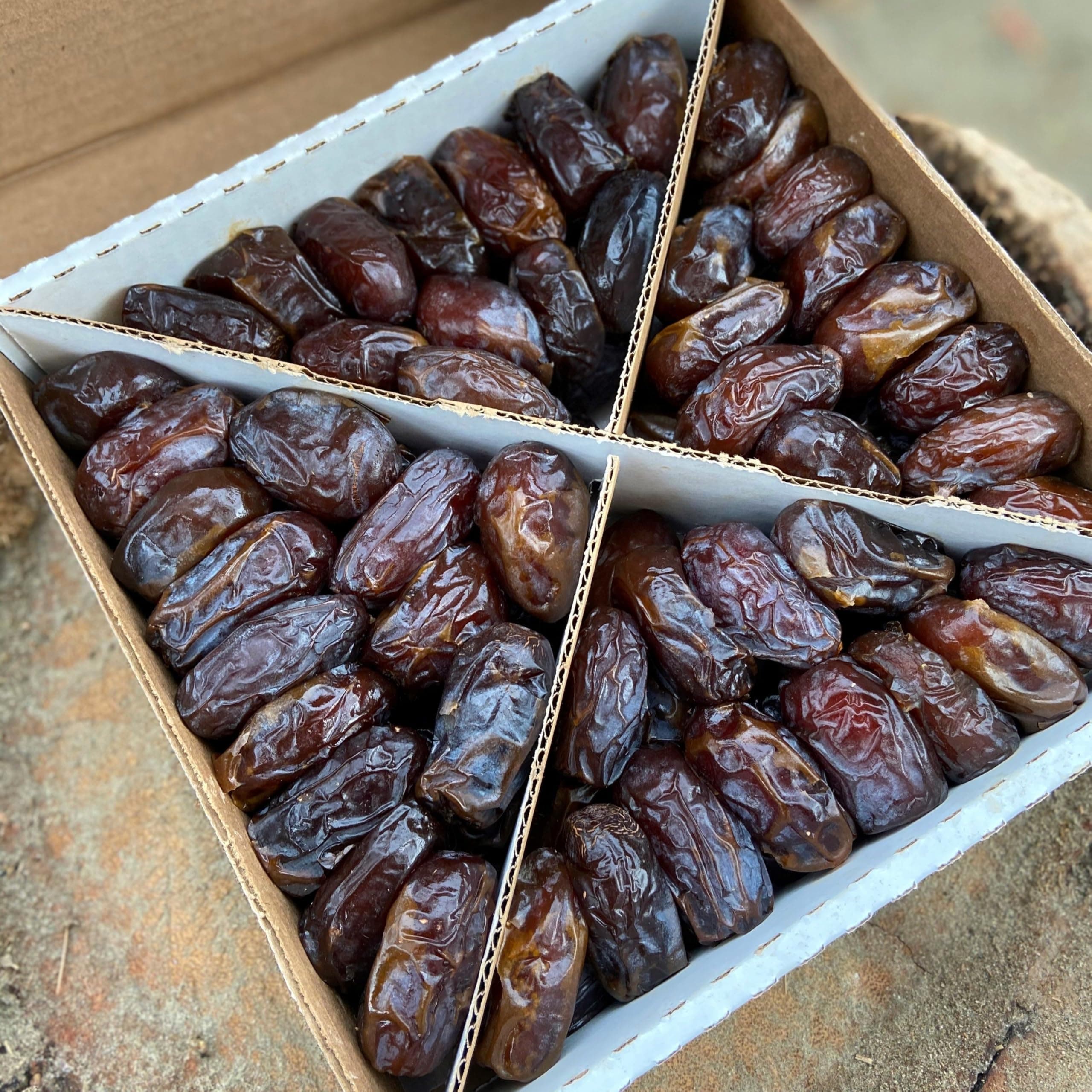 Medjool Days Organic Medjool Dates 5 lbs, Fresh from California, Vegan, Gluten-Free, Paleo-Friendly, No Added Sugars or Preservatives, Sweet and Soft, Versatile Snack for Baking and Cooking (5 Lbs)