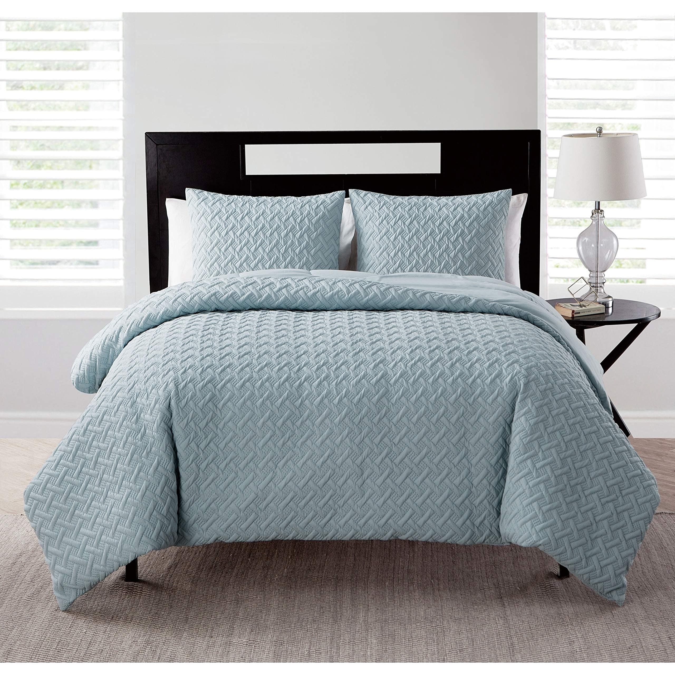 VCNY Home Comforter Soft & Cozy Bedding Set, Stylish Chic Design for Home Décor, Machine Washable, Microfiber, Blue, Twin XL