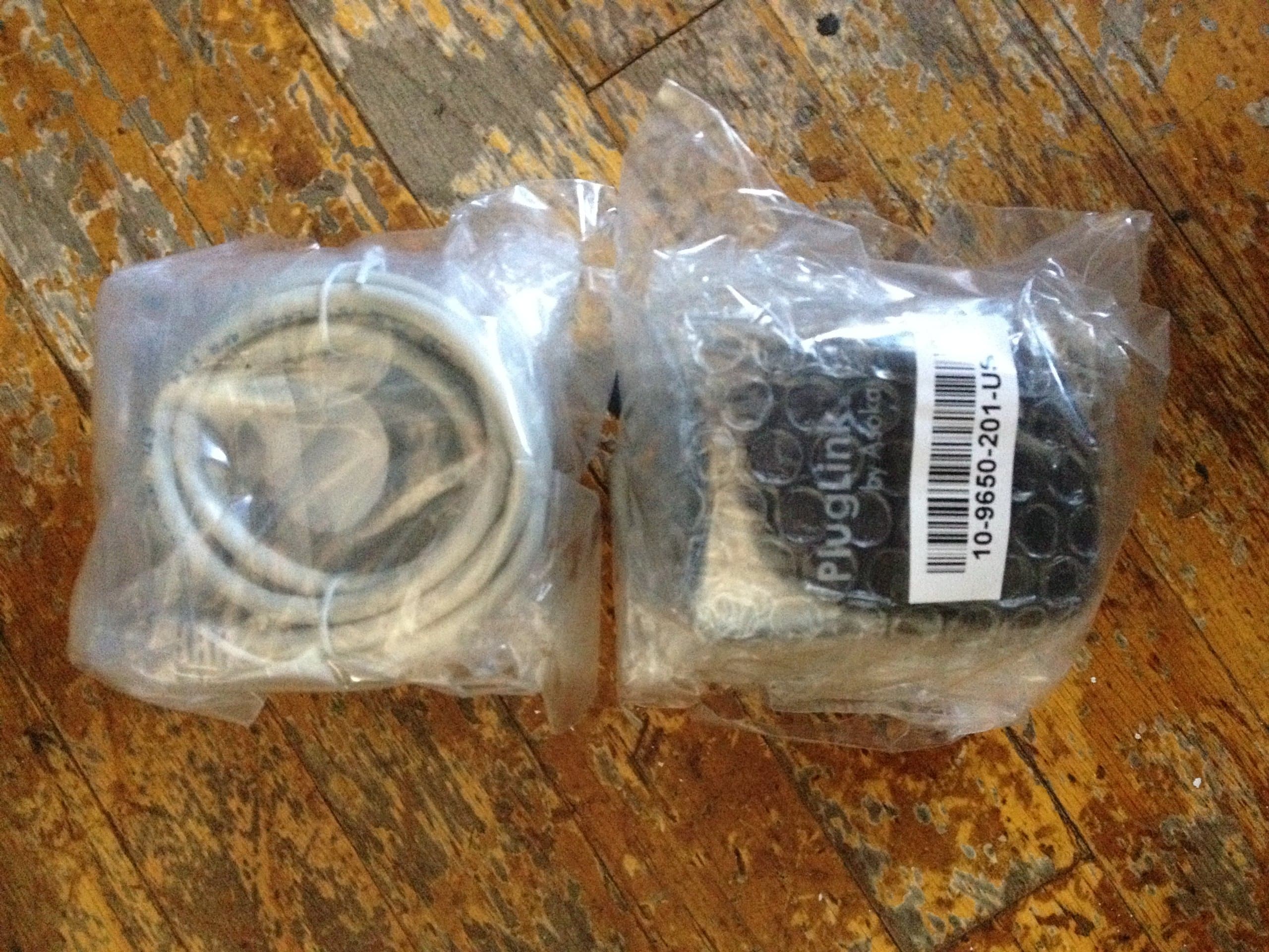 Asoka Pluglink 9650 85mbps Ethernet Adapter 2pc LOT Pair with Cables