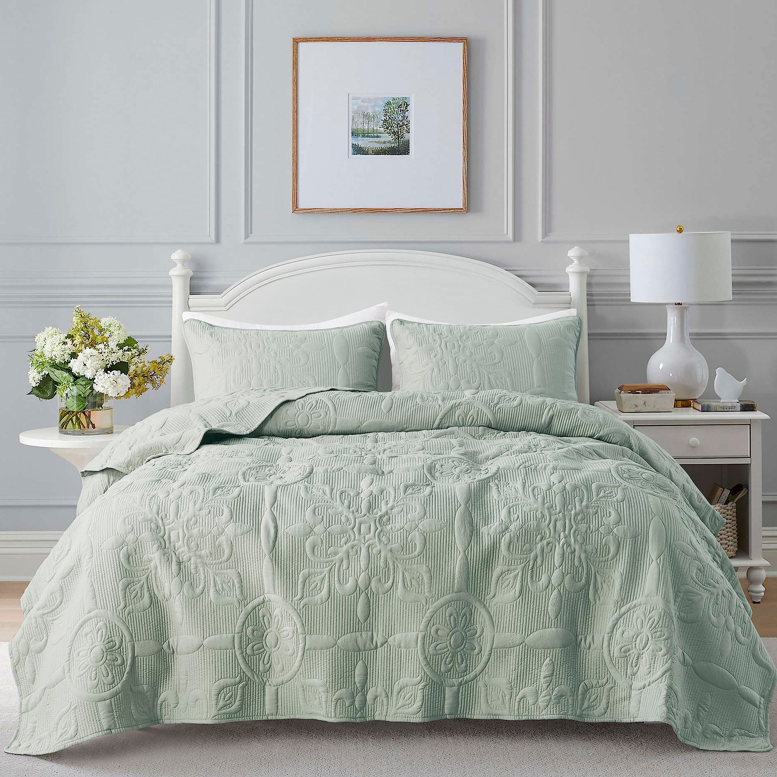 B2EVERDamask Quilt King Size Bedding Sets with Pillow Shams, Boho Lightweight Soft Bedspread Coverlet, Sage Green Quilted Blanket Thin Comforter Bed Cover for All Season, 3 Pieces, 104x90 inches