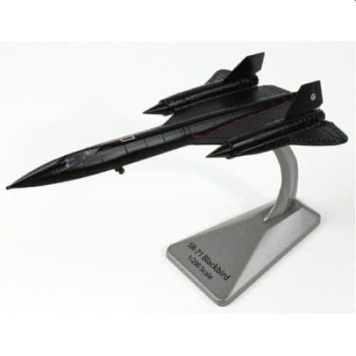 SR-71 Blackbird, Lt Col Raymond Yeilding & Lt Col Joseph Vida 1990, 1:200 scale from Airforce 1 Models