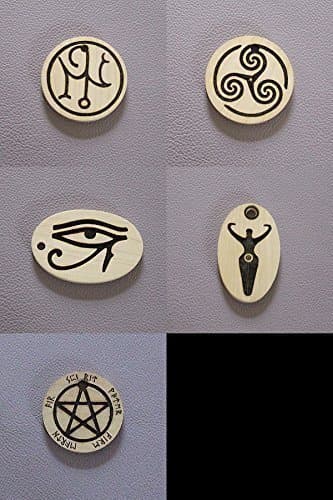 Sycamore wood pendant or keyring with pyrographed symbol.