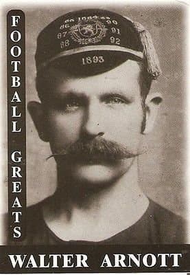 Football Great "Walter Arnott - Queens Park" card