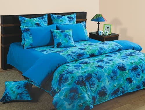 Swayam Printed Cotton Double Bedsheet with 2 Pillow Covers - Turquoise