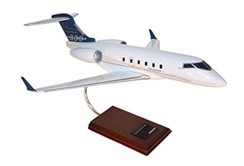 Executive Series Models Challenger 300 1/35 Scale H11535 Model Kit