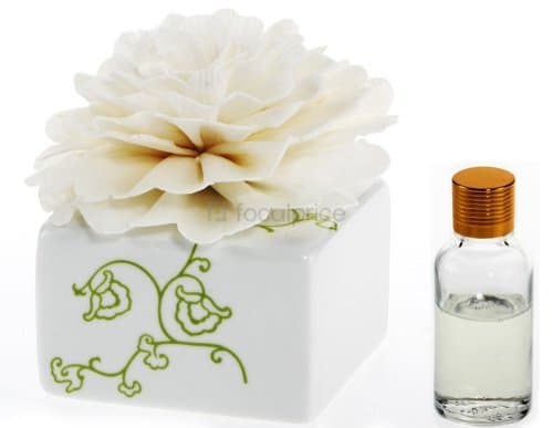 Aromatherapy Air Freshener Flower Diffuser (White)
