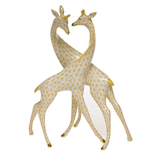 Herend Pair Of Giraffes in Butterscotch Fishnet