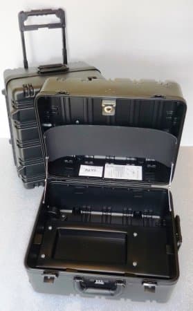 95-8758 Magnum Indestructo Tool Case with Wheels and Handle