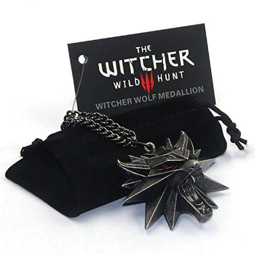 The Witcher 3 Wild Hunt Medallion Wolf Head Pendant Necklace (red eyes)