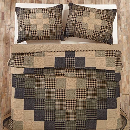 Coal Creek Queen Quilt Bundle - 3 Piece Set. Set Contents: 1 Queen Quilt (94 x 94), 2 Standard Shams (21 x 27)