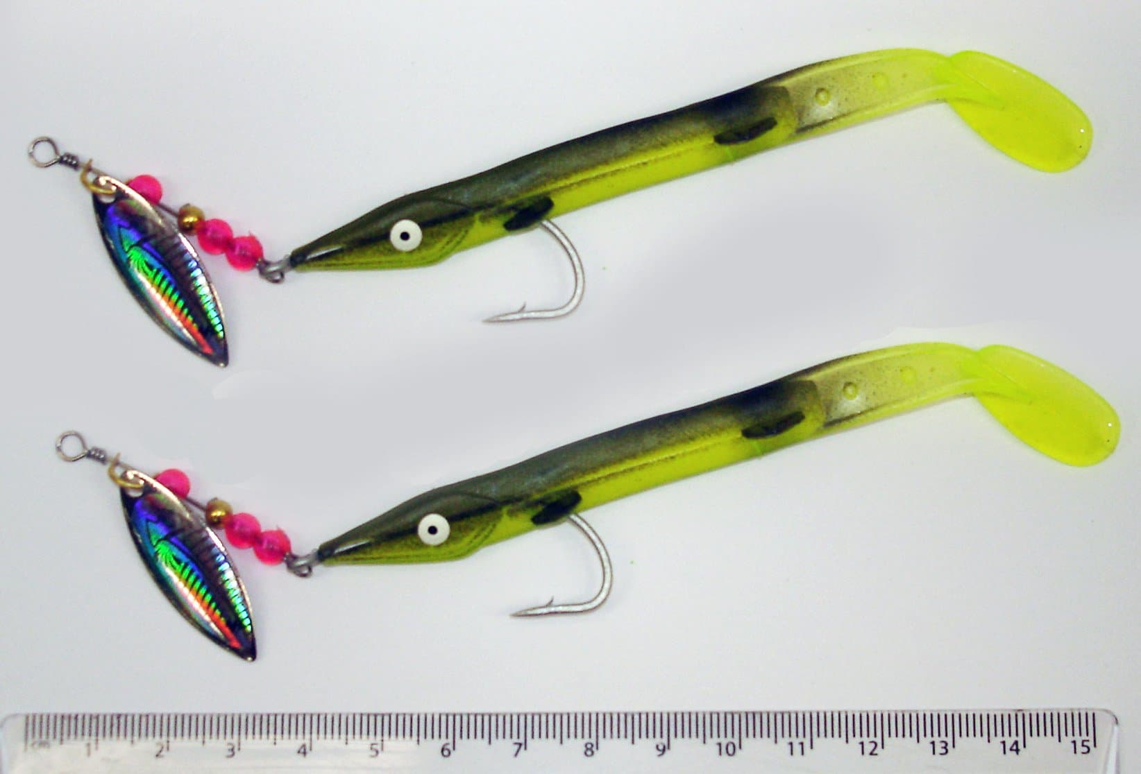Pack of 2 Eel Elver Plastic Lures. Ultra realistic, highly visible, extremely strong & durable Sea & Coarse fishing lure.