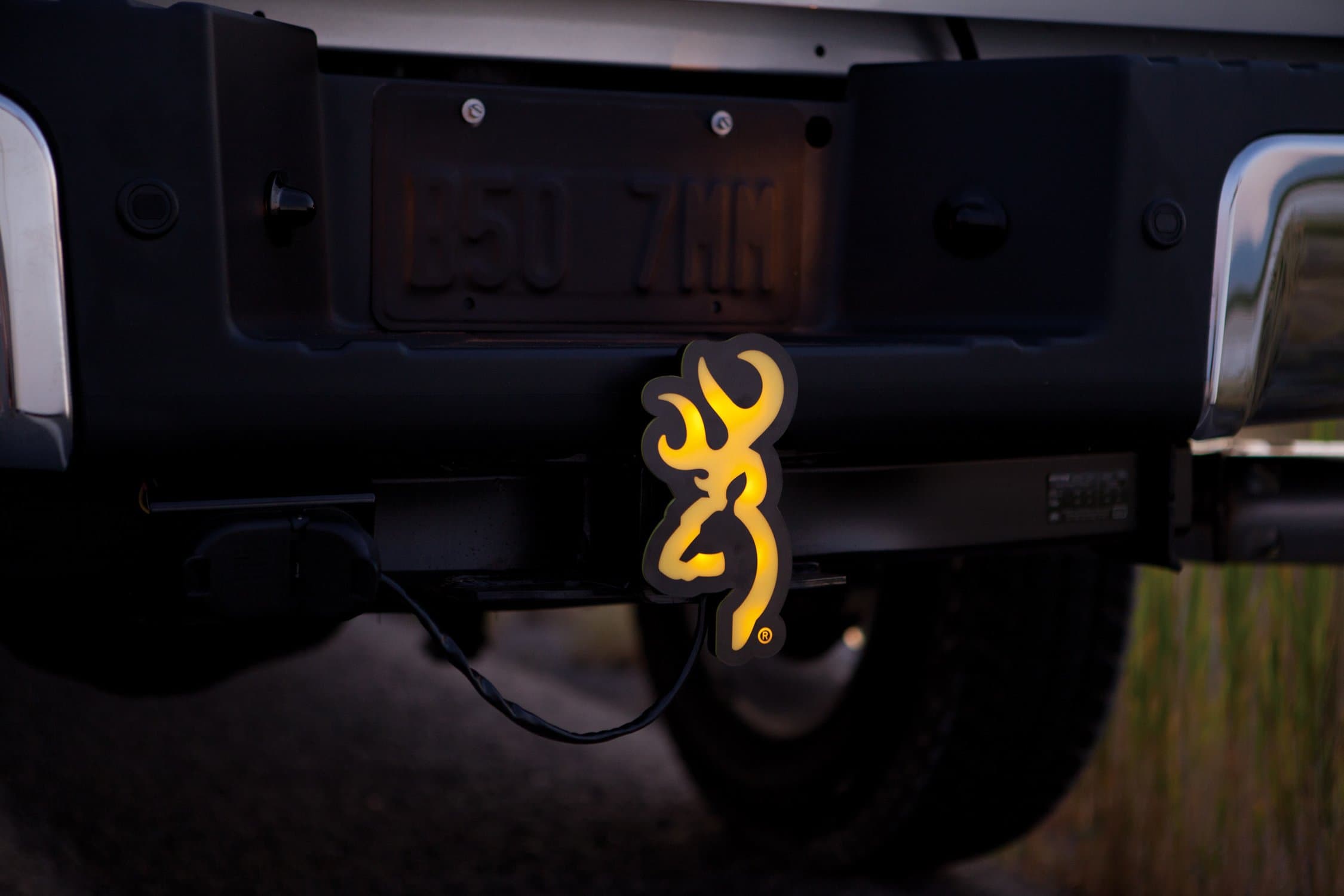 Browning Buckmark Lighted Hitch Cover Yellow