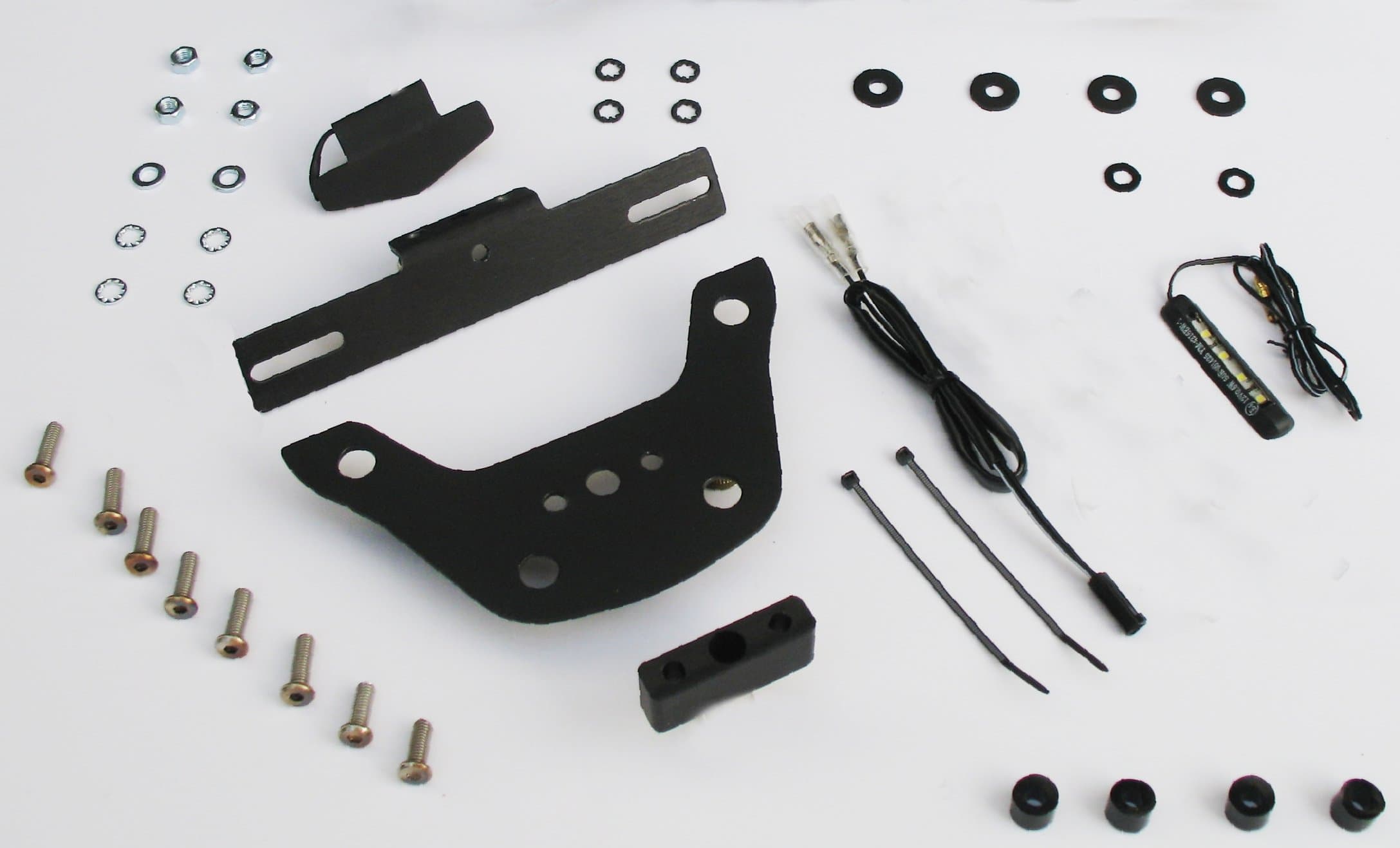 TARGA Fender Eliminator FE Tail Kit 2017 Suzuki SV650 uses the Stock Turn Signals 22-372A