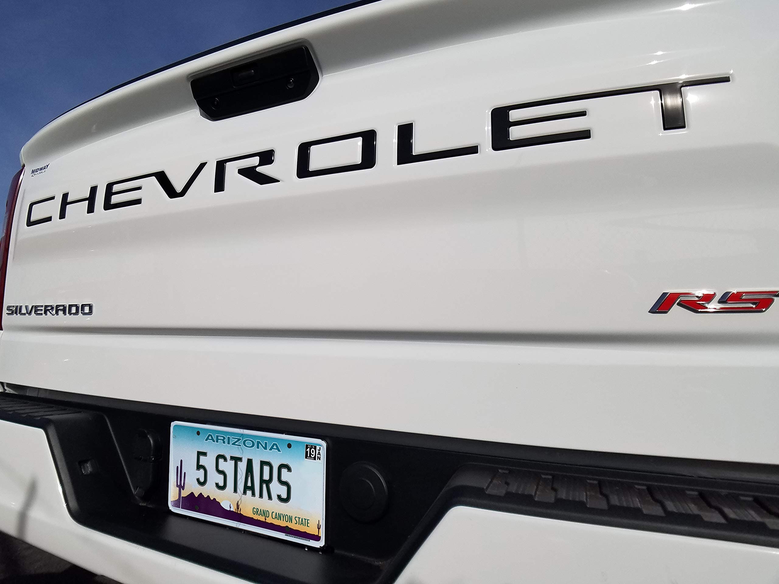 EyeCatcher Tailgate Insert Letters fits 2019-2022 Chev Slverado (Gloss Black)