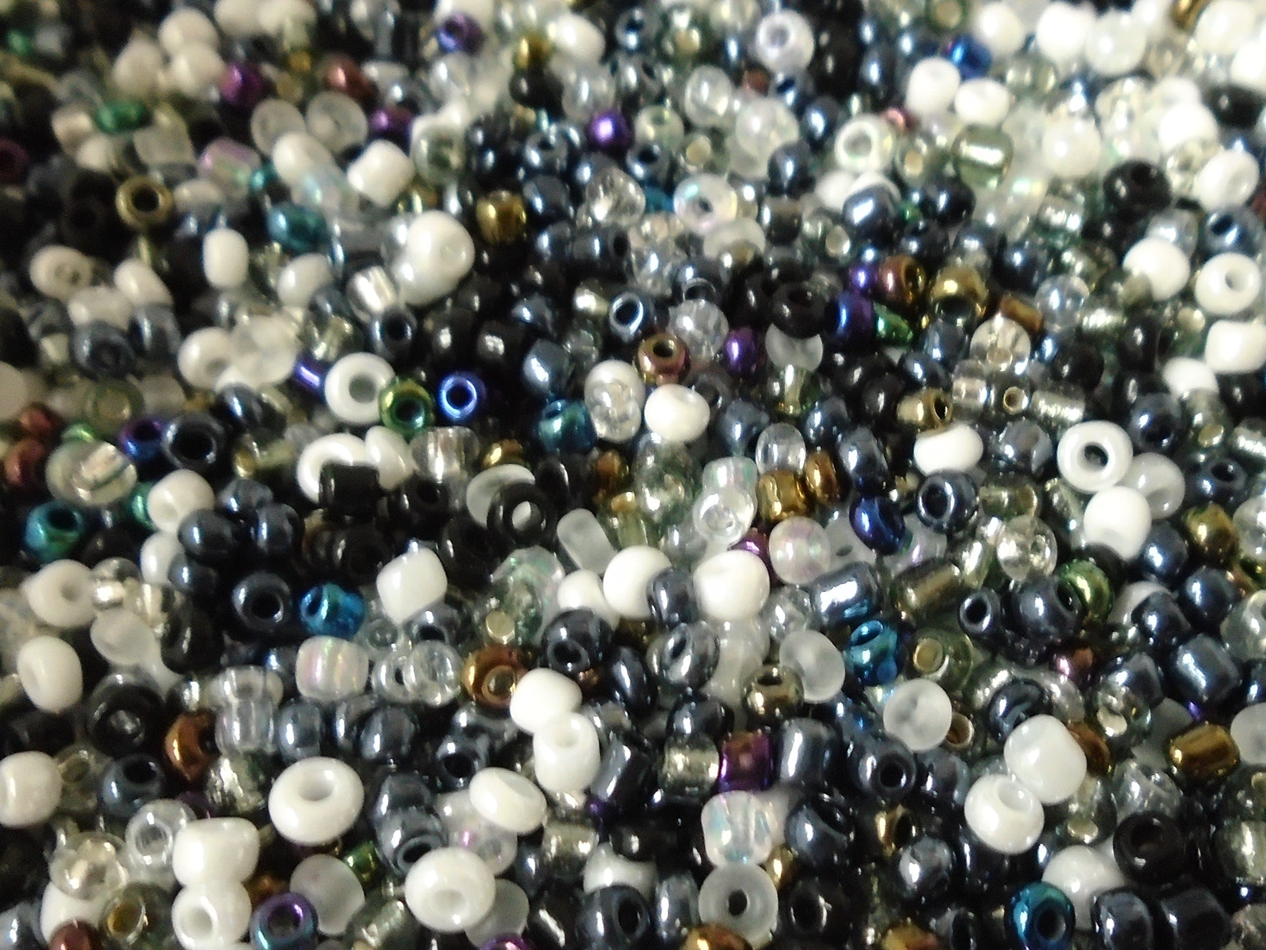 50g (approx. 1800 beads) Size 8/0 Seed Beads and Seed Bead Mixes - 1st4Beads (TM) - (Starry Skies Mix)