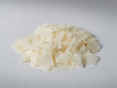 Palm Kernel Flakes, 32 Ounces, 2 Pounds, All Natural Palm Kernel Flake for Soap Making …