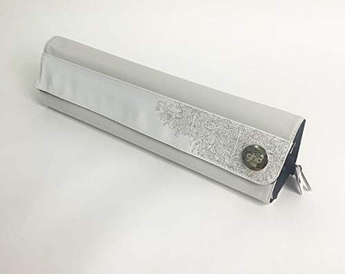 Bag case | Heat Resistant Styler Pouch | Detachable Styler mat | roll up Zipped Bag | Safe Traveling Partner | Carry case 33x10 cm | Arctic White